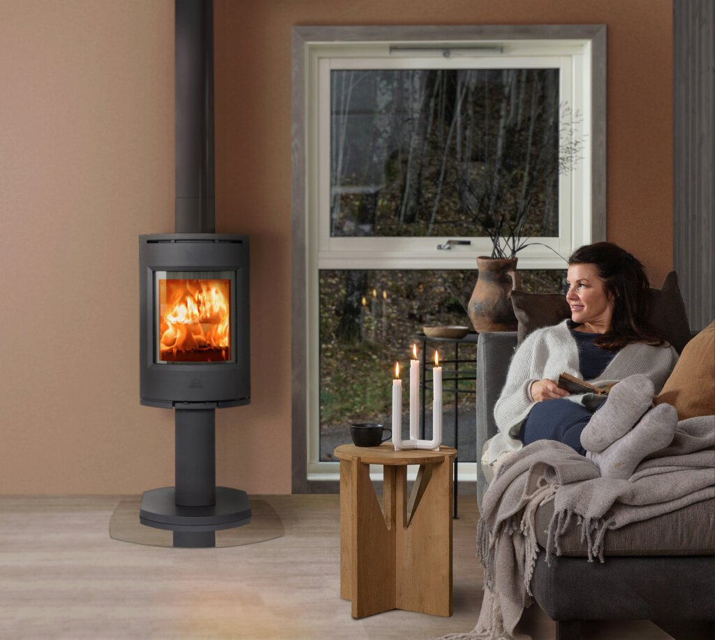 Jotul F 136 Wood Burning Stove - Image 3