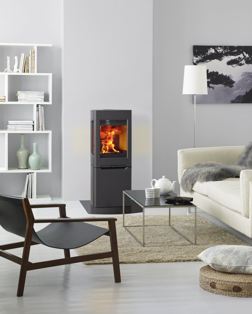 Jotul F 165 Black Wood Burning Stove - Image 2