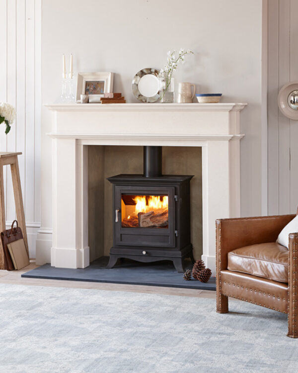 Chesneys Beaumont 8WS MK3 Wood Burning Stove, living room setting