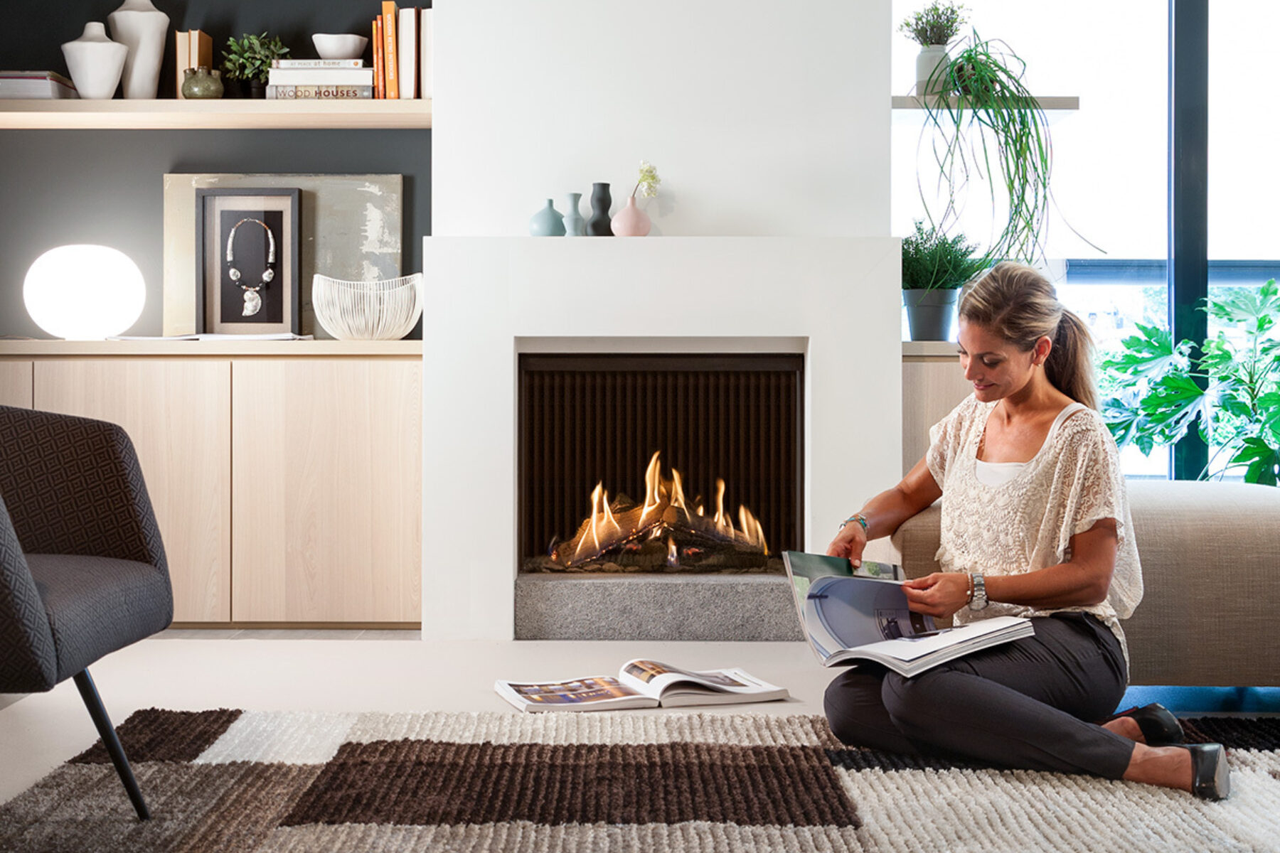 Kalfire GP75/59F Gas Fireplace, living room setting
