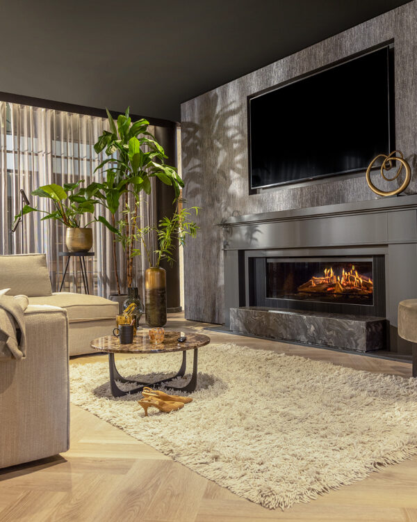 Kalfire E-one 130F Electric Fireplace, living room setting