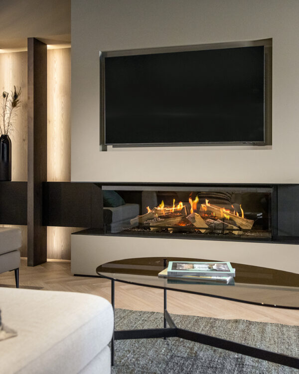 Kalfire E-one 130S Electric Fireplace, living room setting