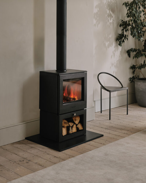 Chesneys Serendipity 5WS/LS MK3 Wood Burning Stove, living room setting