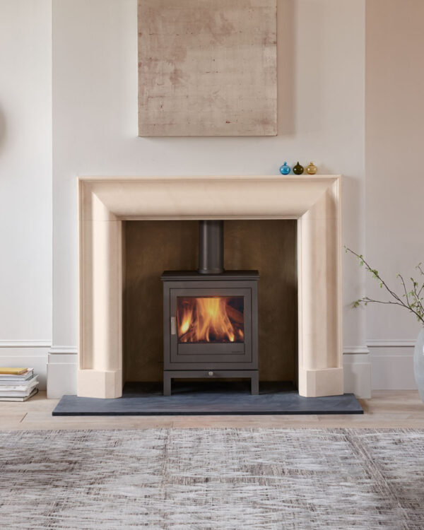 Chesneys Shoreditch 8WS MK3 Wood Burning Stove, living room setting
