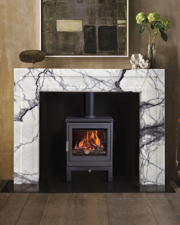 Shoreditch Slide Control Gas Stove, living room setting