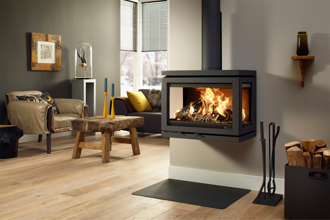 Dik Geurts Vidar Triple Medium Wall Wood Burning Stove, living room setting