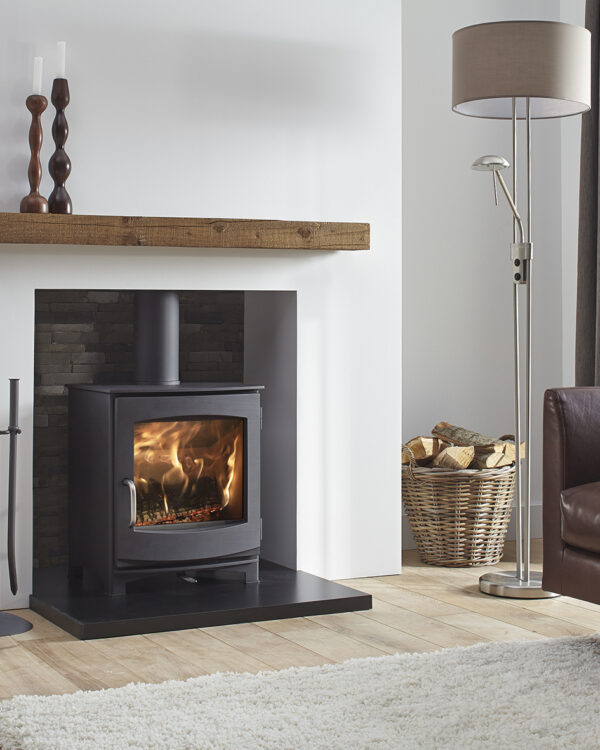 Dik Geurts Ivar 5, Low Wood Burning Stove, living room setting