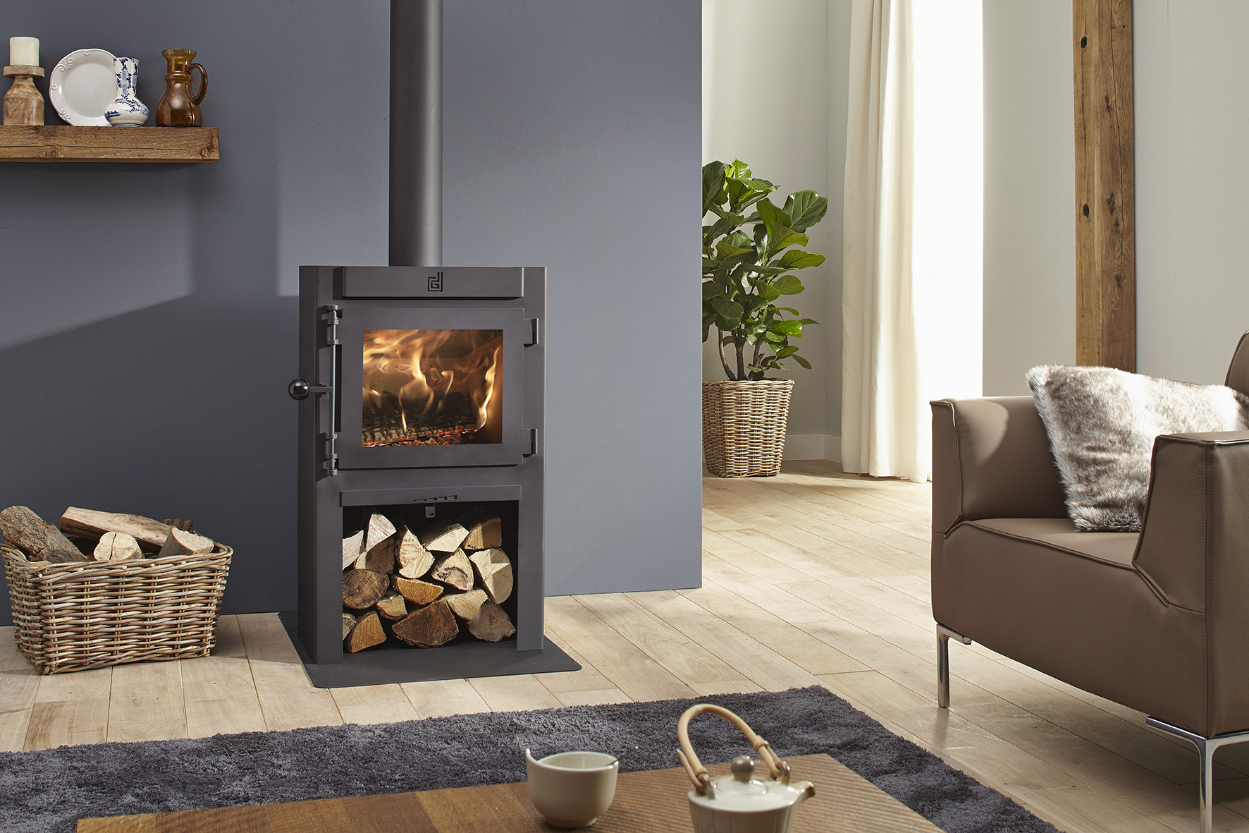 Dik Geurts Jannik Medium High Wood Burning Stove, living room setting