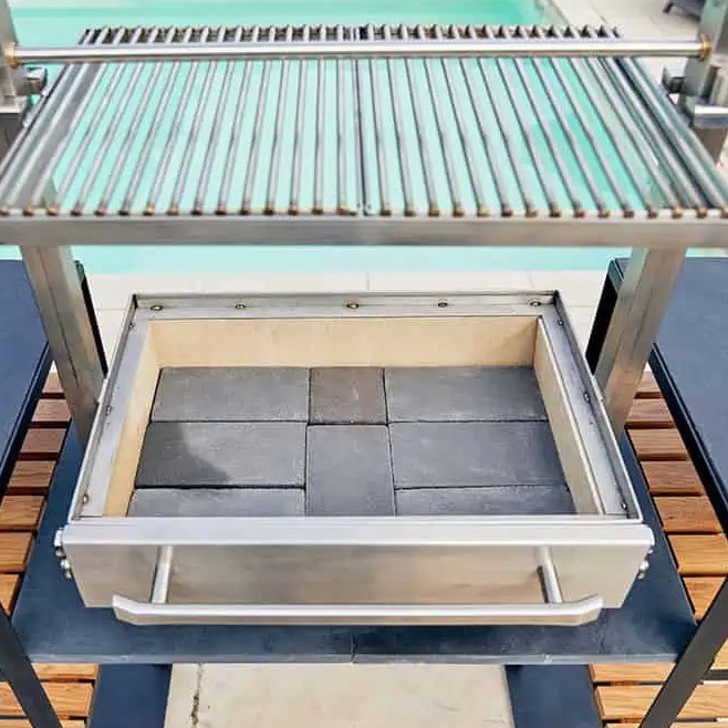 Everhot Grill Firebricks Above